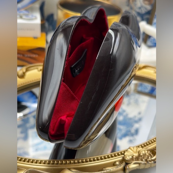 🆕 LULU GUINNESS 🧿 NWOT RARE "Paint the Town (in) Red" Lipstick Lips Clutch - Picture 8 of 14